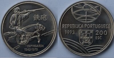 100 / 200 эскудо  набор 32 монет 1987 - 1999 UNC