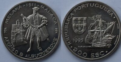 100 / 200 эскудо  набор 32 монет 1987 - 1999 UNC