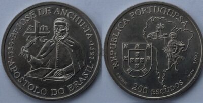 100 / 200 эскудо  набор 32 монет 1987 - 1999 UNC
