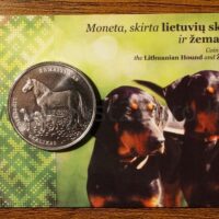 1.5 euro moneta zemaitukui ir skalikui korteleje 1.5 euros coin card 2017 Lithuania – the Lithuanian Hound and Žemaitukas